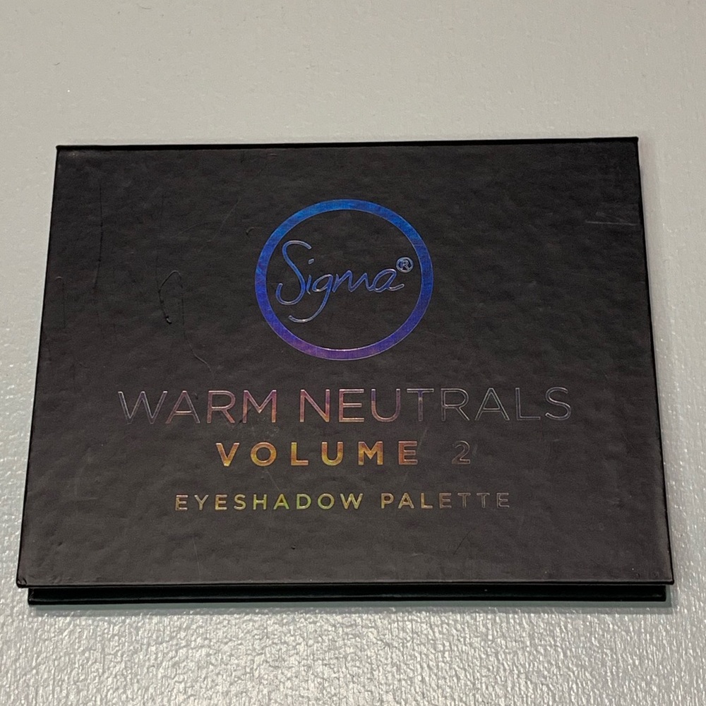 Sigma warm neutrals volume 2 eyeshadow palette